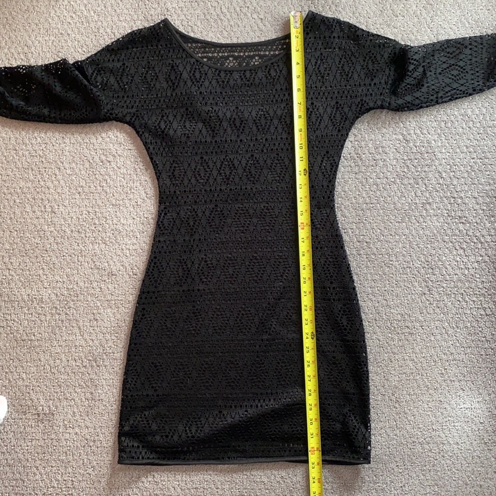 •EXPRESS• Women’s Black Aztec Like Cut Out Dress w/ Attached Slip Underneath - Picture 8 of 8